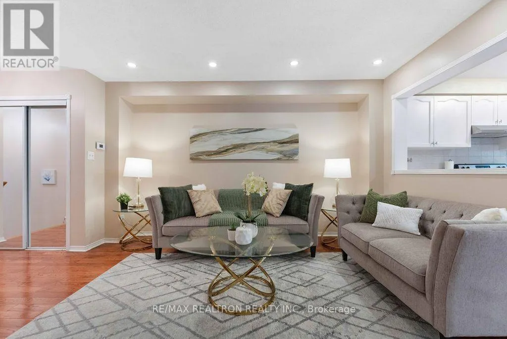 45 - 5525 PALMERSTON CRESCENT