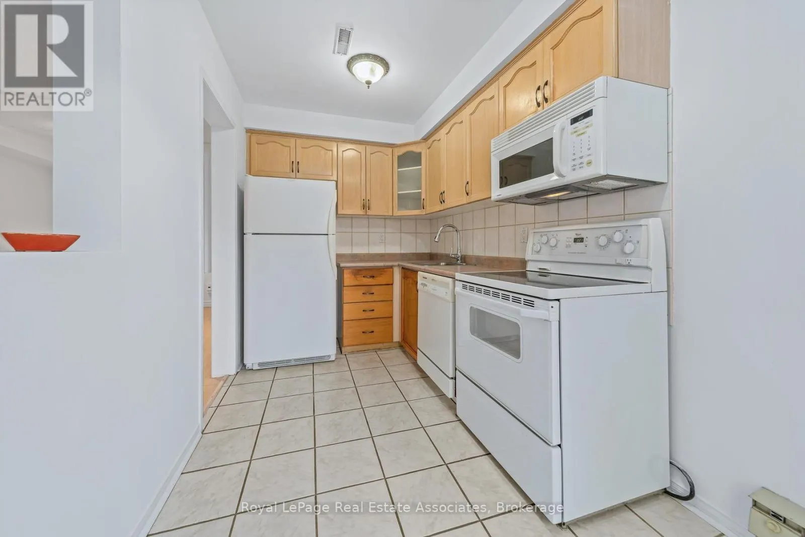 30 STEWART MACLAREN ROAD