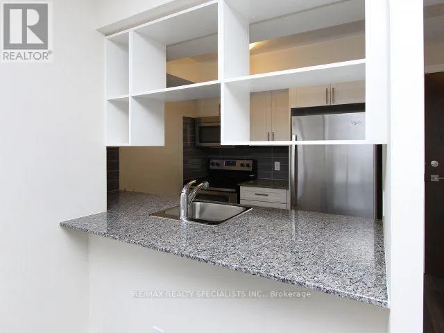 707 - 6 EVA ROAD
