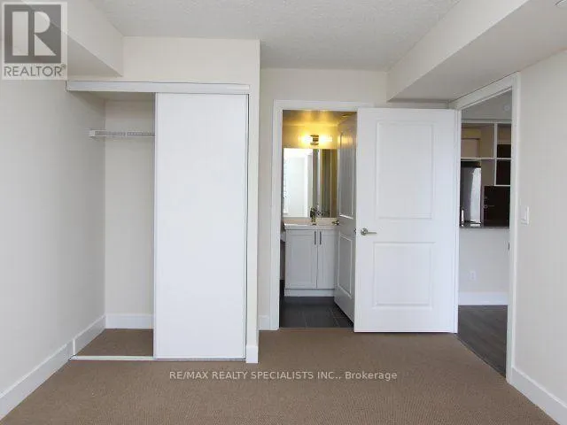 707 - 6 EVA ROAD