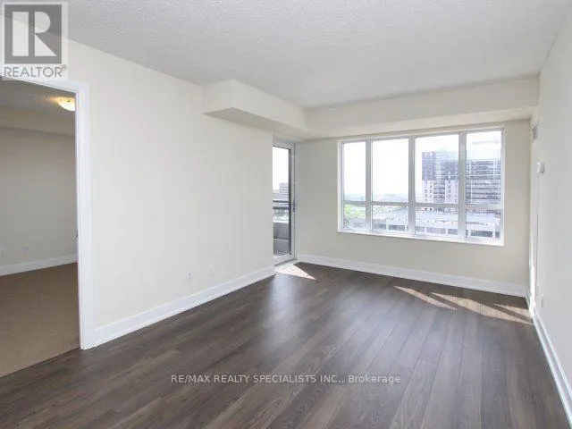 707 - 6 EVA ROAD