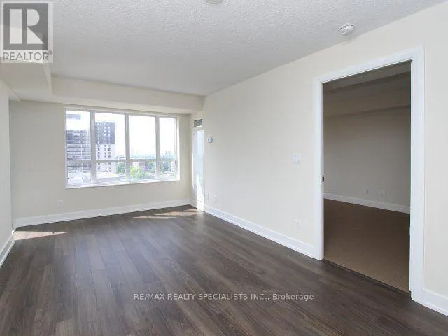 707 - 6 EVA ROAD