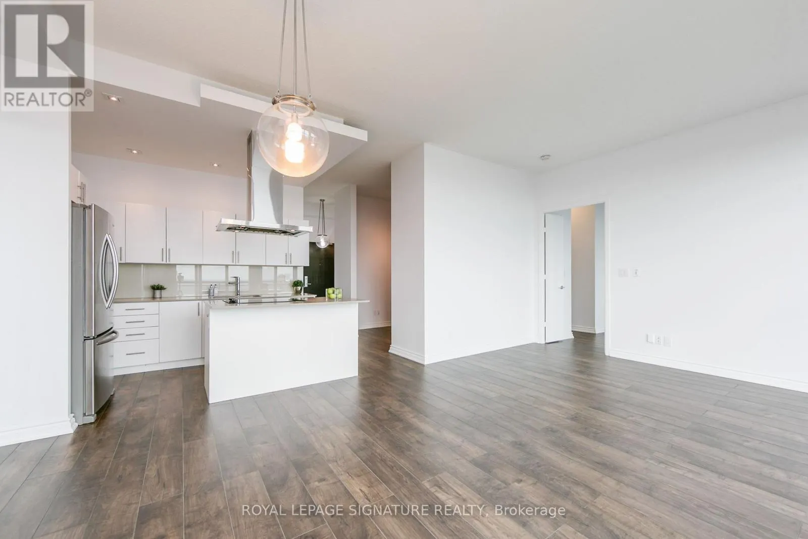 3028 - 165 LEGION ROAD N