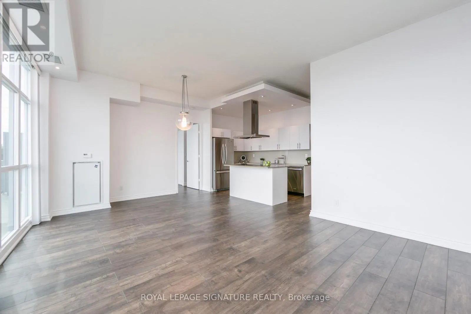 3028 - 165 LEGION ROAD N