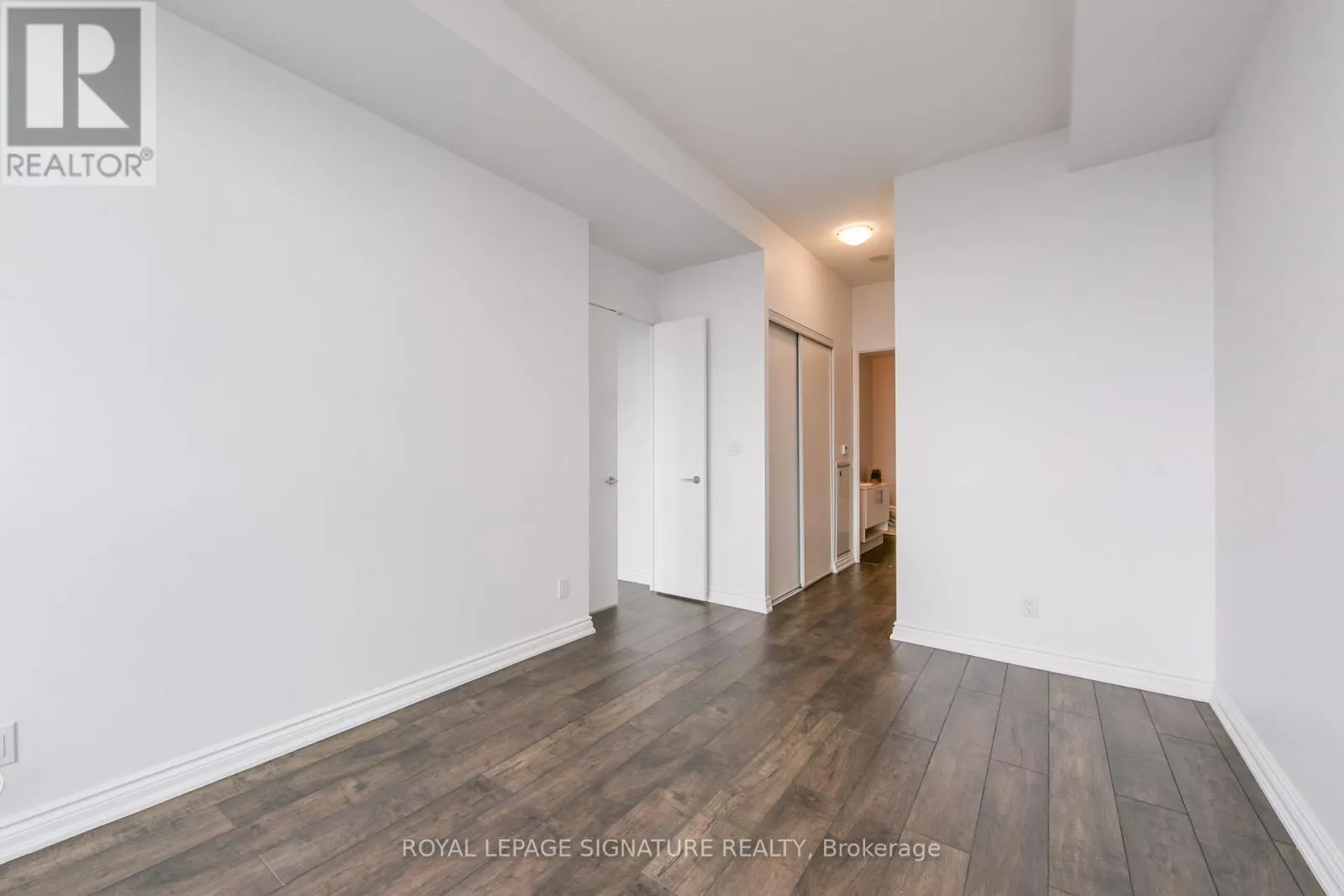 3028 - 165 LEGION ROAD N