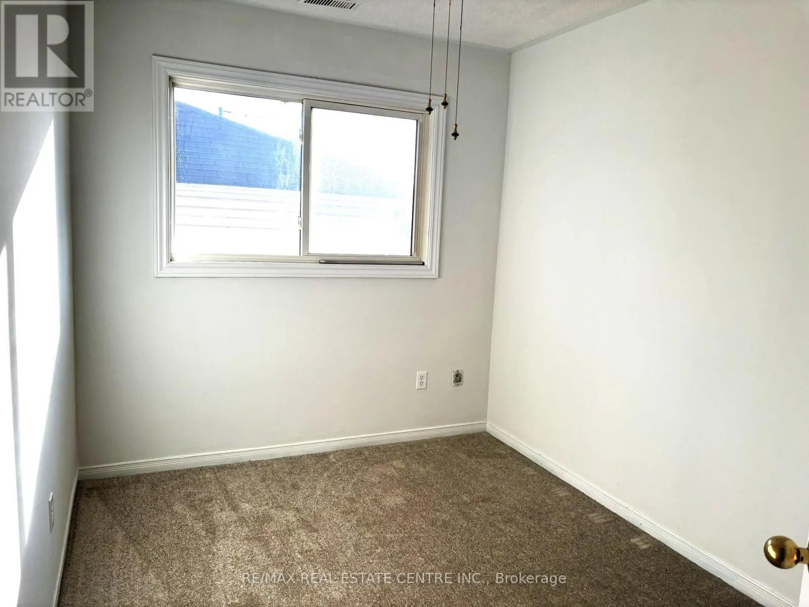 143 - 52A WYLIE CIRCLE