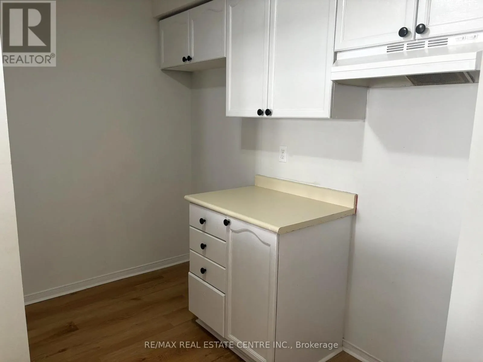 143 - 52A WYLIE CIRCLE