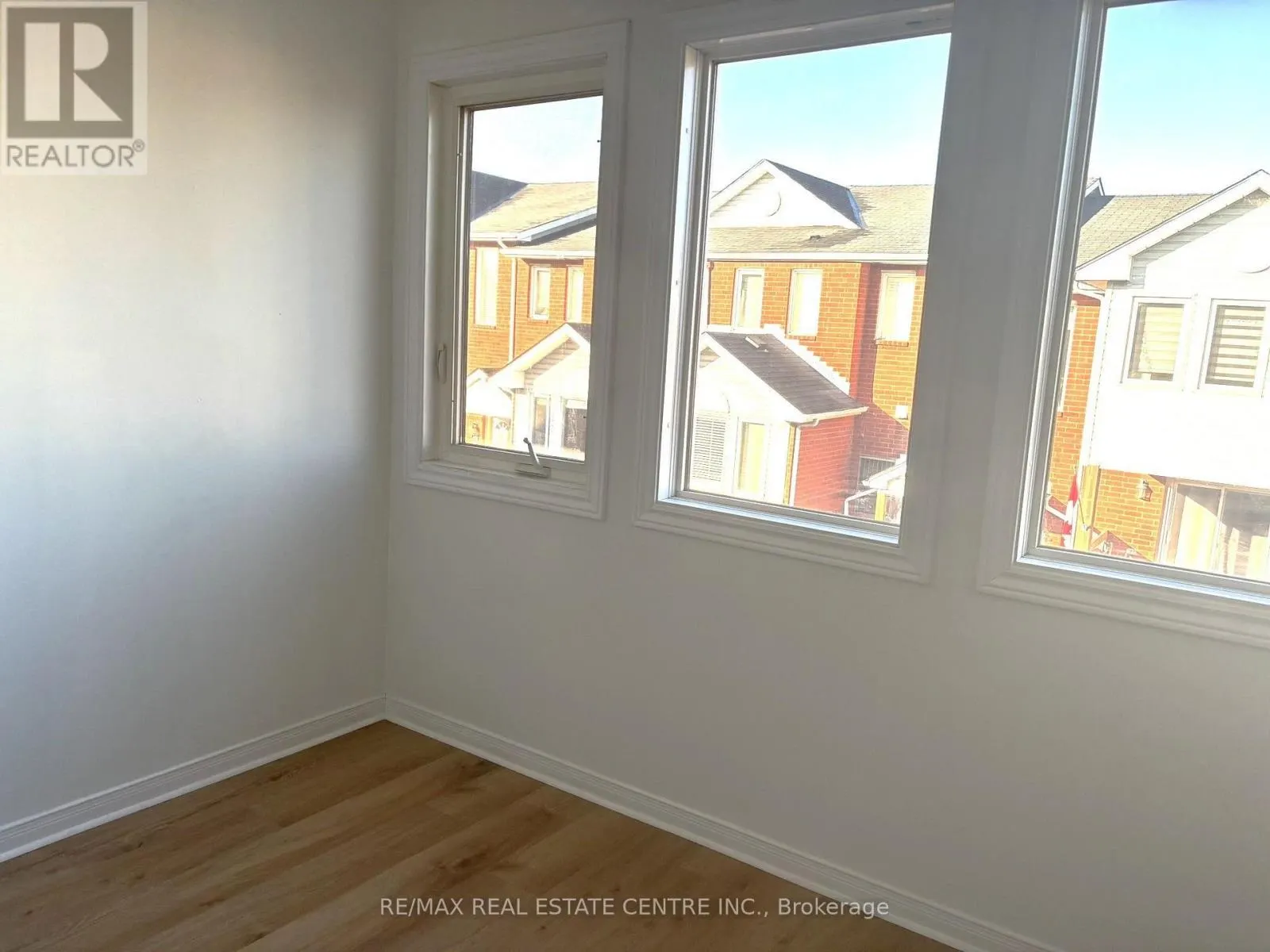 143 - 52A WYLIE CIRCLE