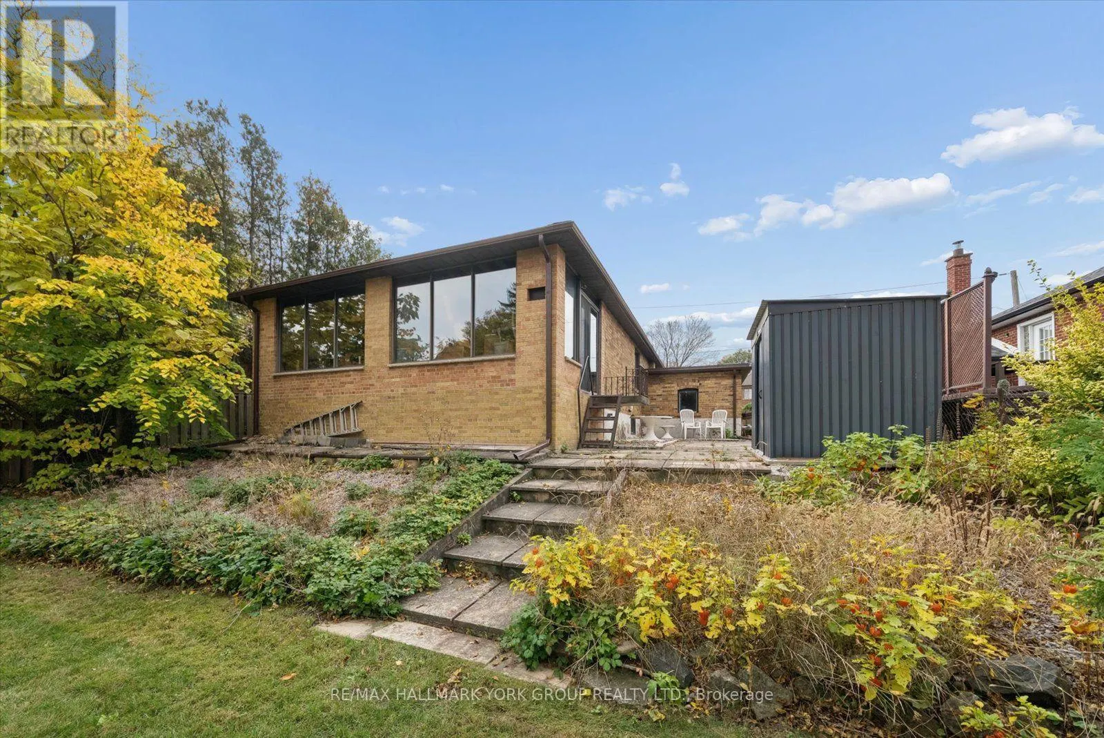 37 AGAR CRESCENT