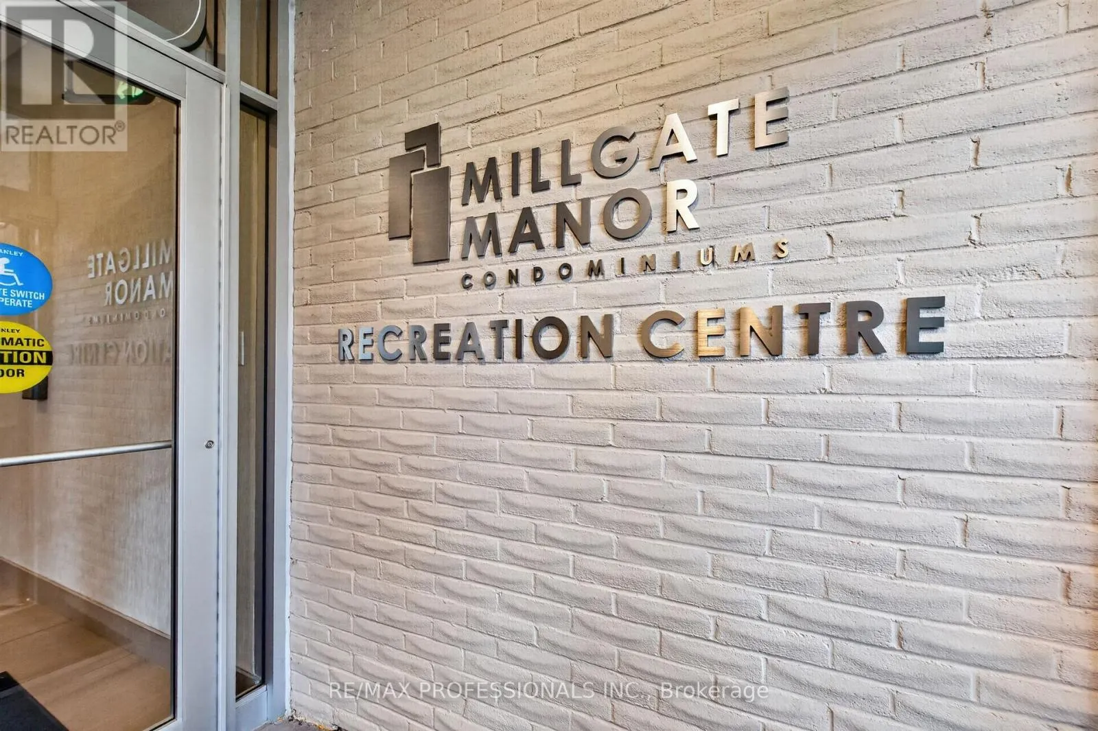 502 - 299 MILL ROAD