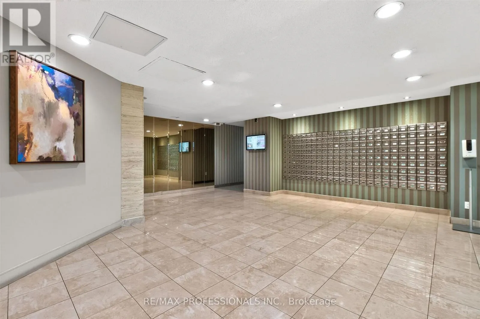 502 - 299 MILL ROAD
