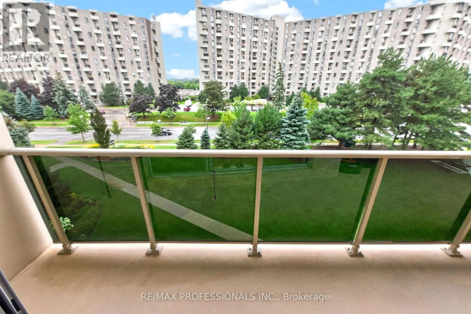 502 - 299 MILL ROAD