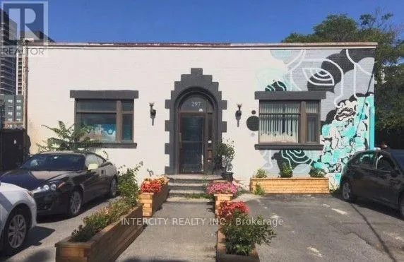 B2 - 297 CAMPBELL AVENUE