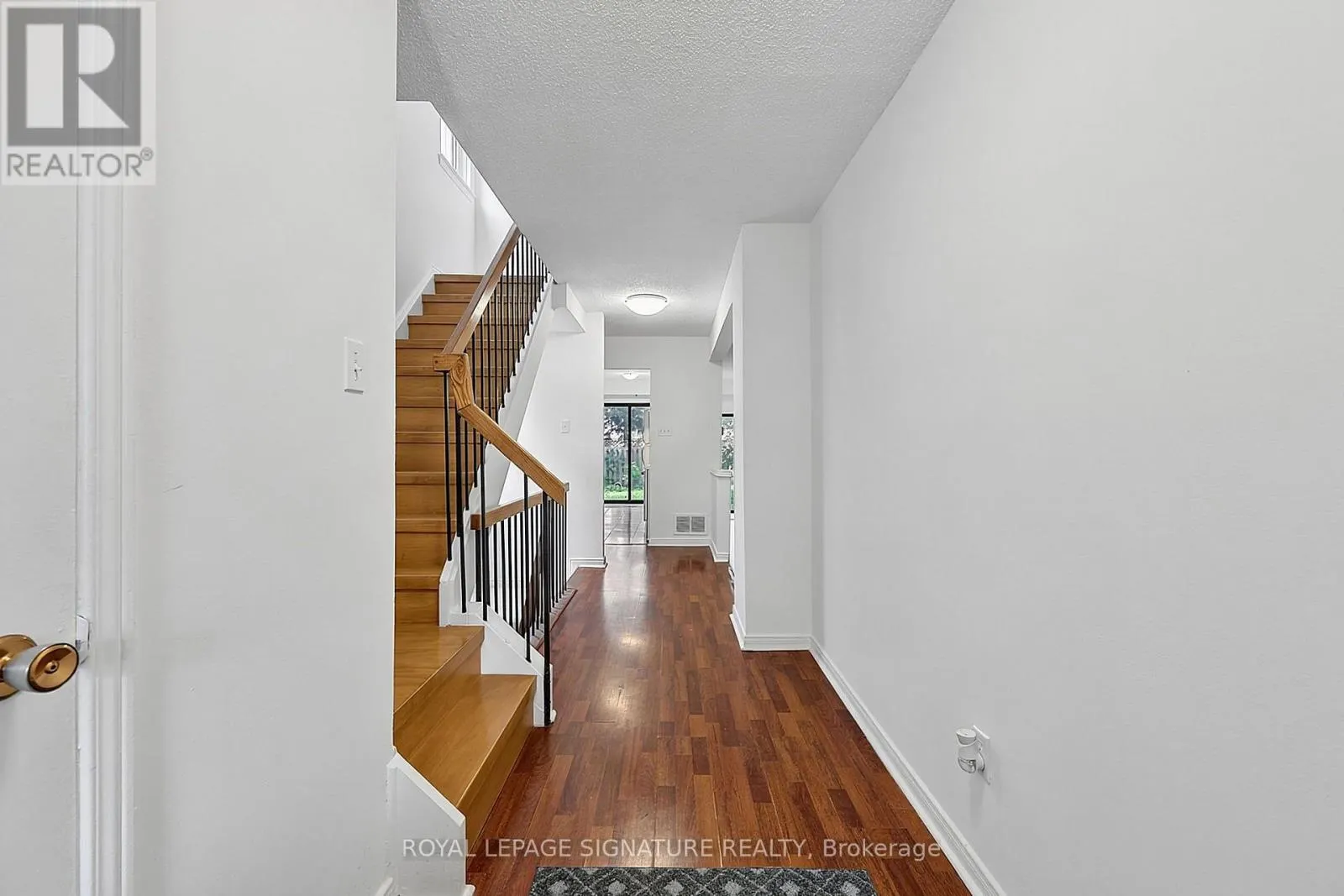 5950 CHIDHAM CRESCENT