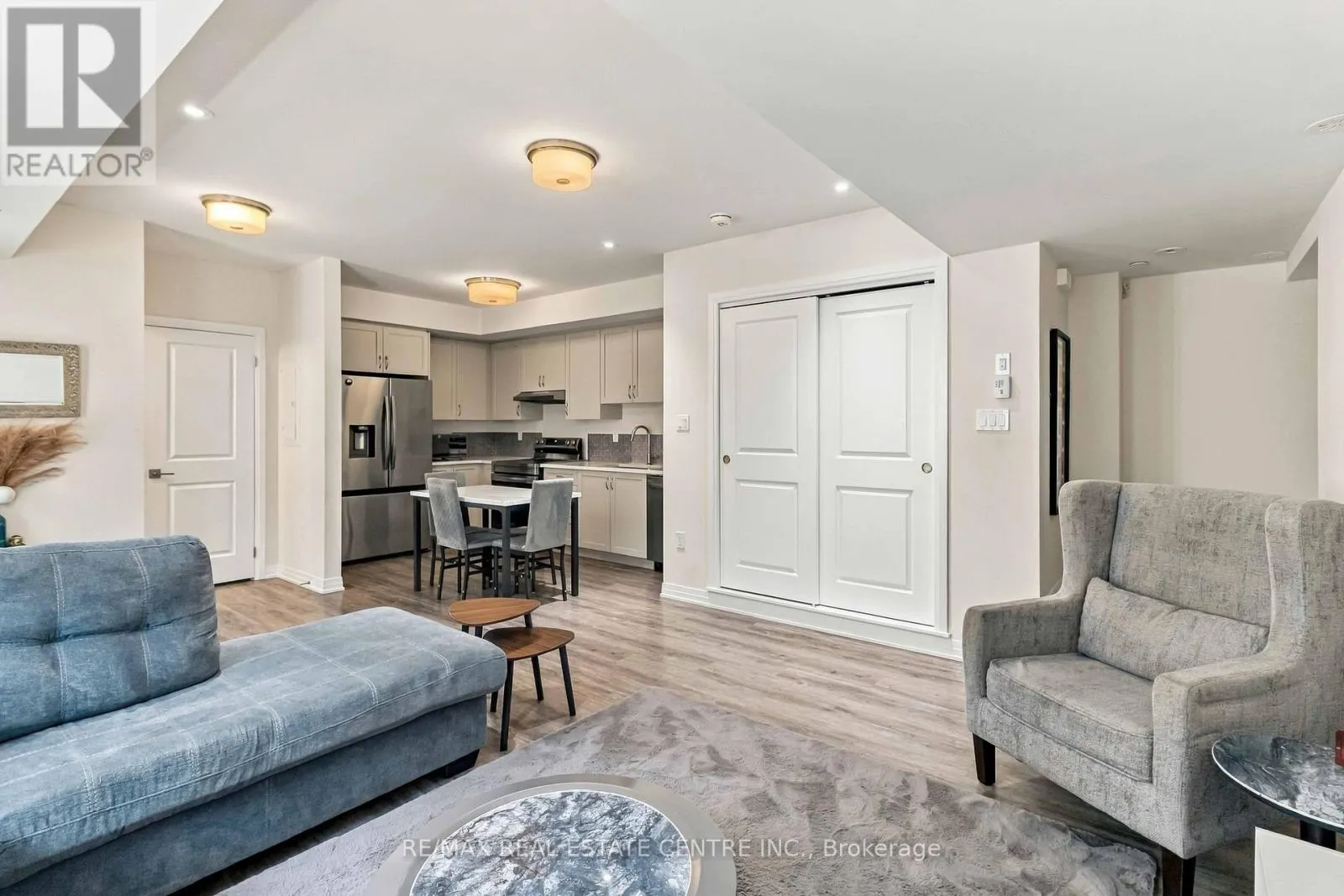 31 - 35 FIELDRIDGE CRESCENT UNIT CRESCENT