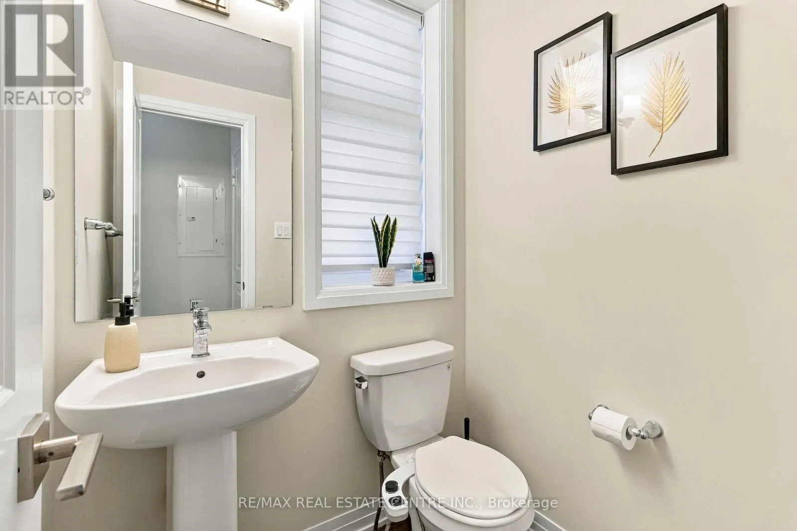 31 - 35 FIELDRIDGE CRESCENT UNIT CRESCENT