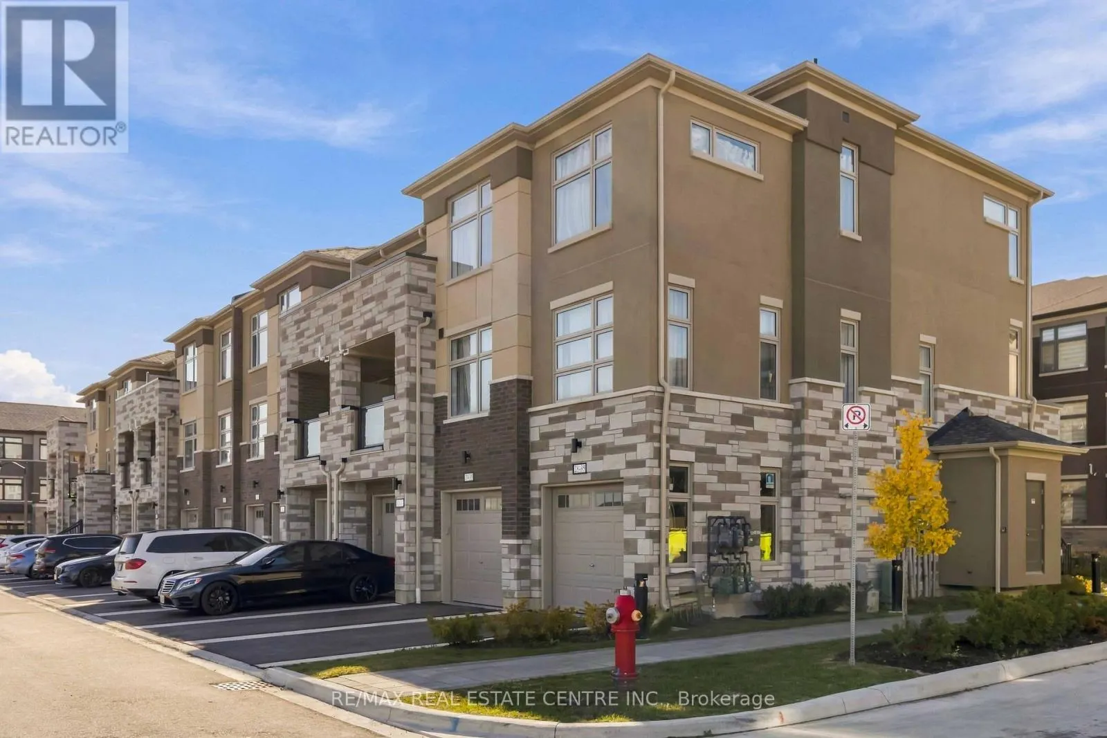 31 - 35 FIELDRIDGE CRESCENT UNIT CRESCENT