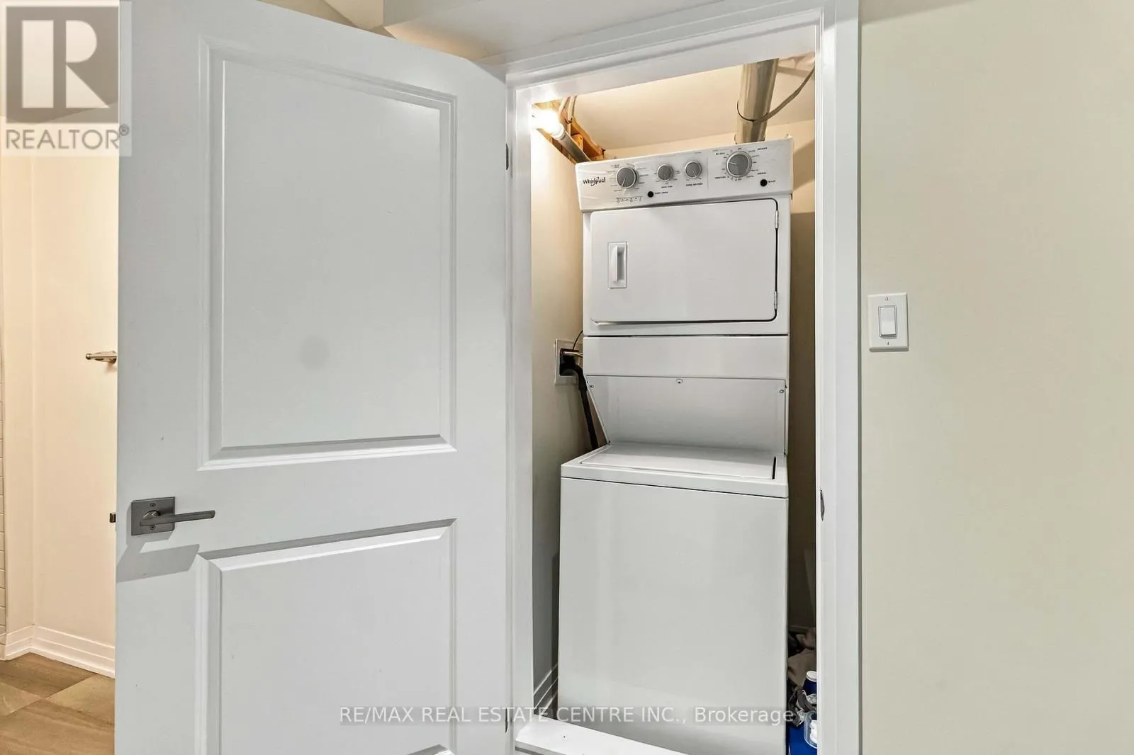 31 - 35 FIELDRIDGE CRESCENT UNIT CRESCENT