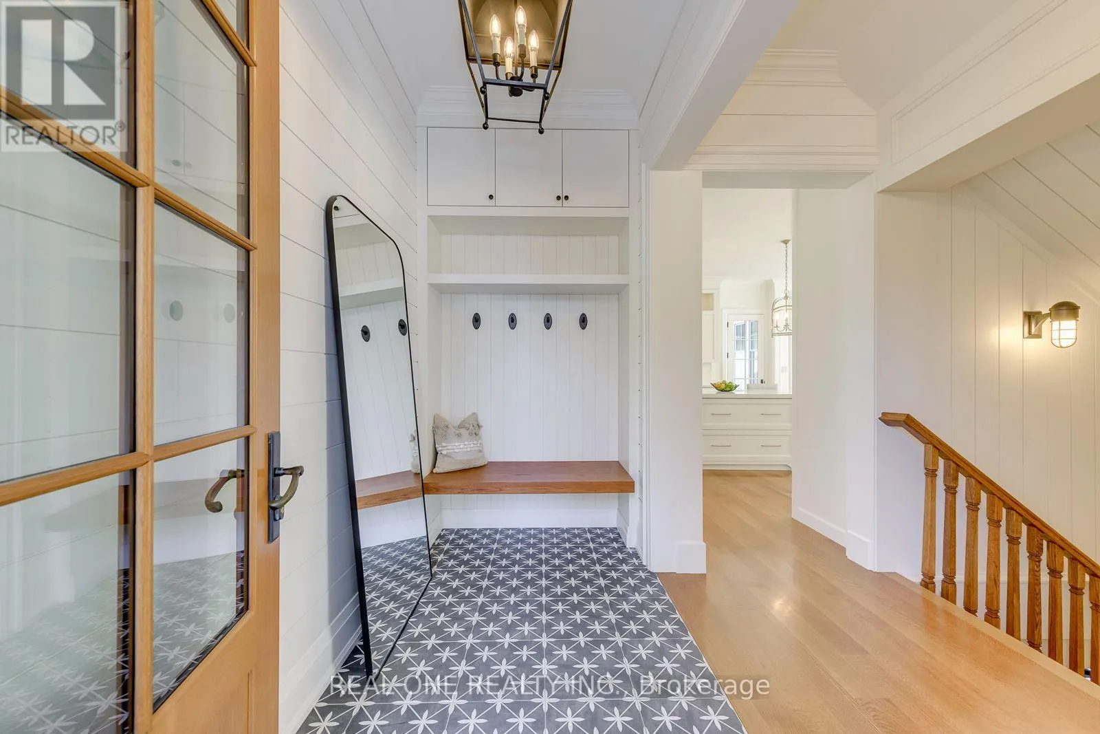 129 WATSON AVENUE