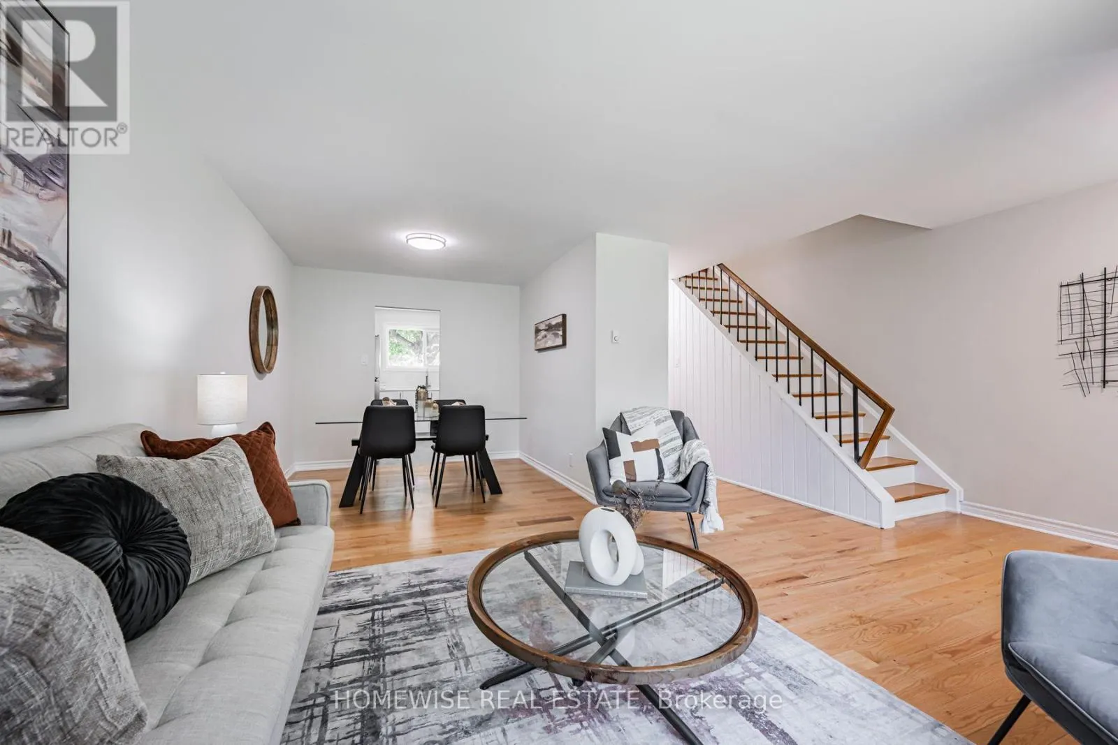 15 - 1350 WINDING TRAIL