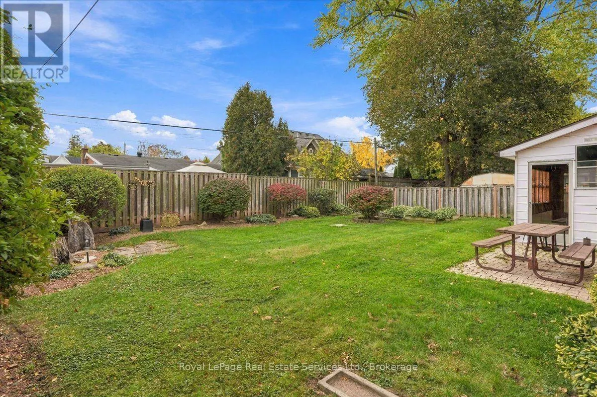 2440 REBECCA STREET