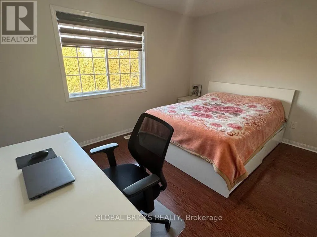 42 BAYHAMPTON DRIVE