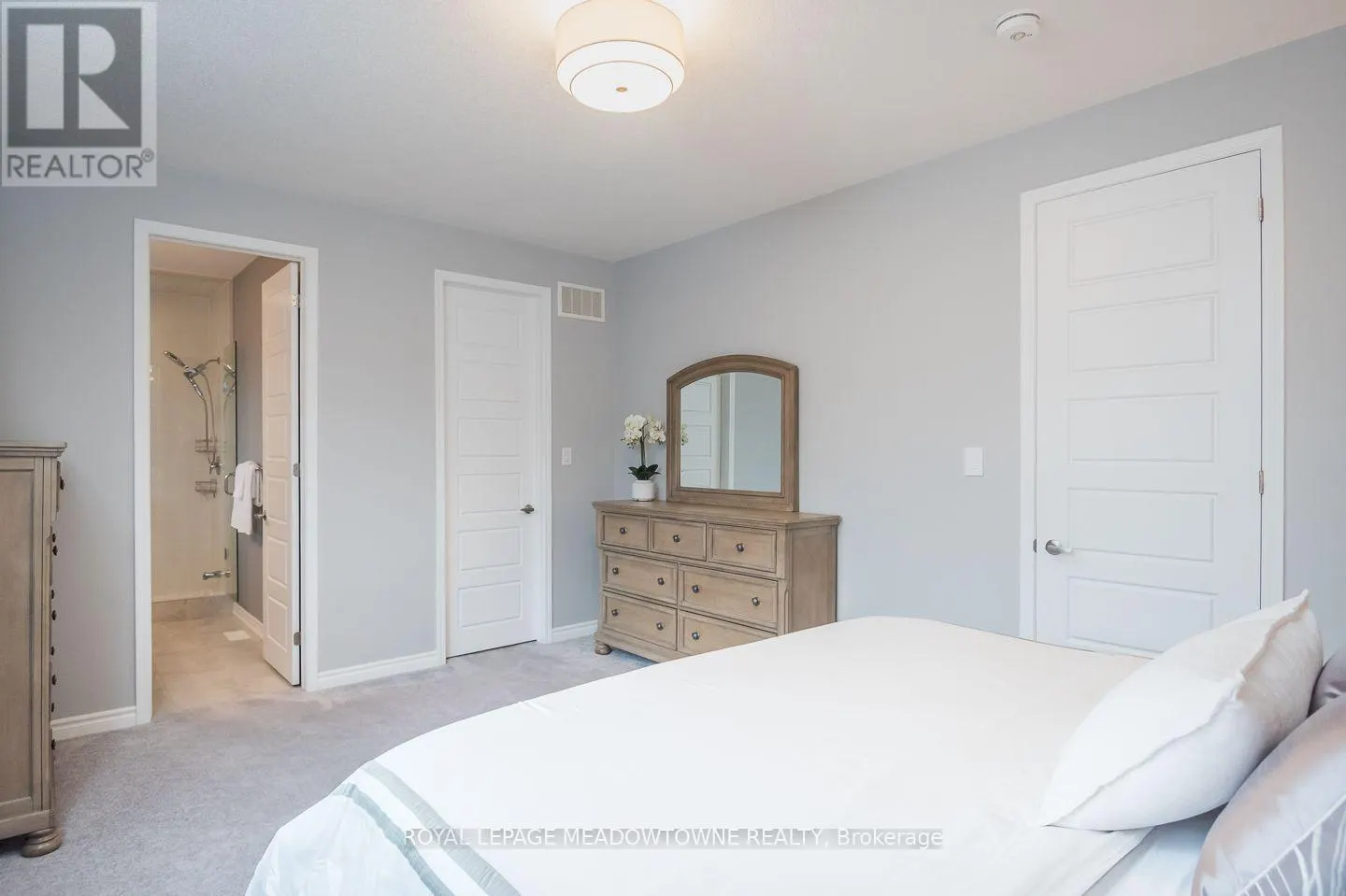 501 JUNEBERRY COURT