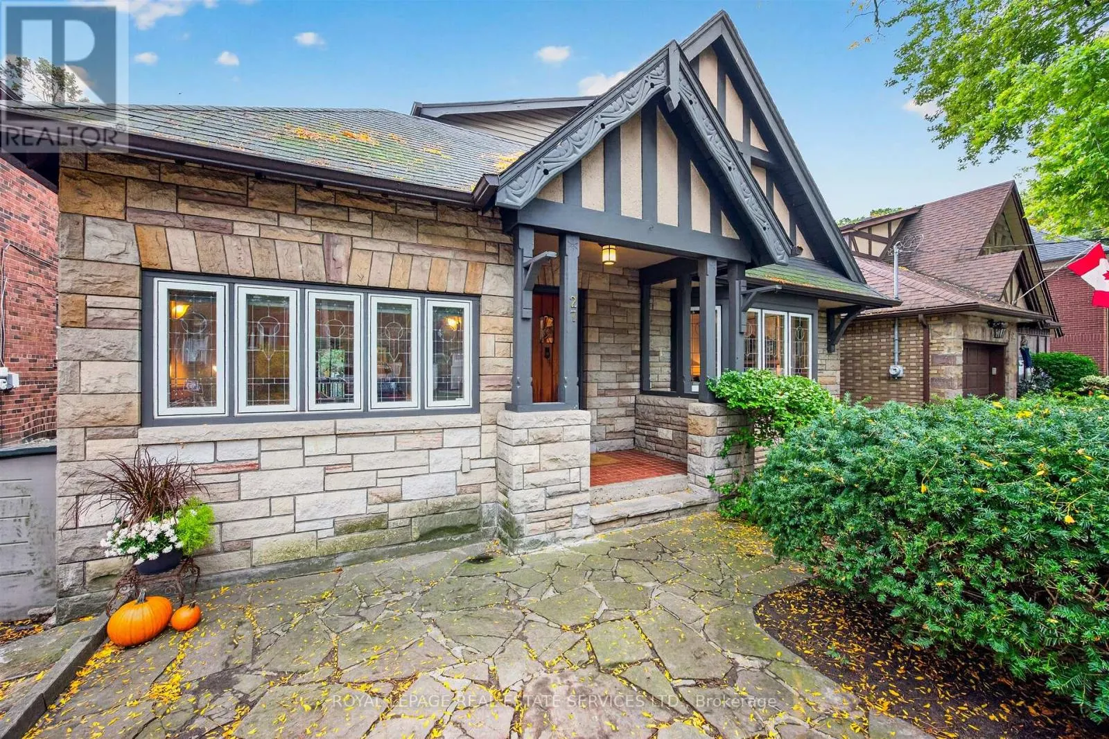 27 VERBENA AVENUE