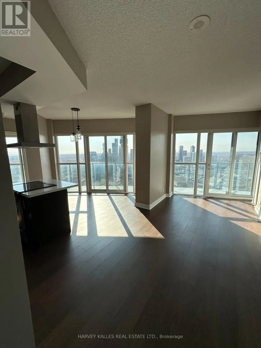 4104 - 60 ABSOLUTE AVENUE