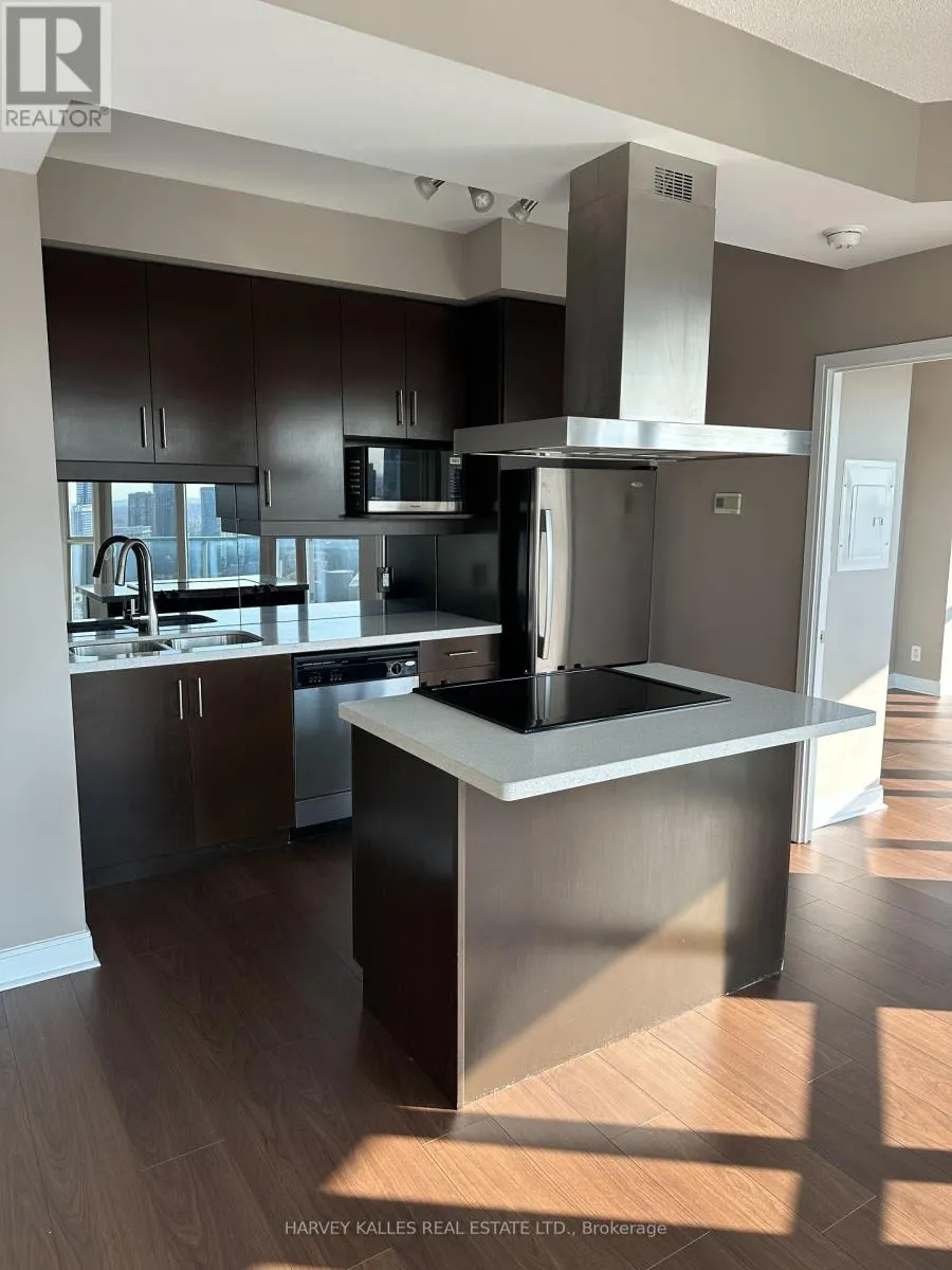 4104 - 60 ABSOLUTE AVENUE