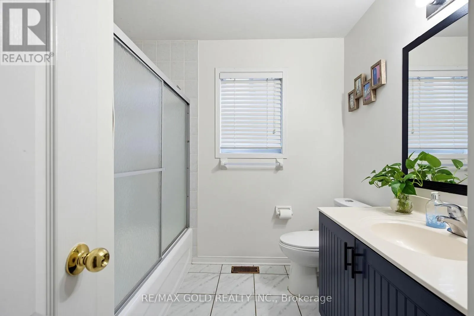 34 COTTONGRASS LANE