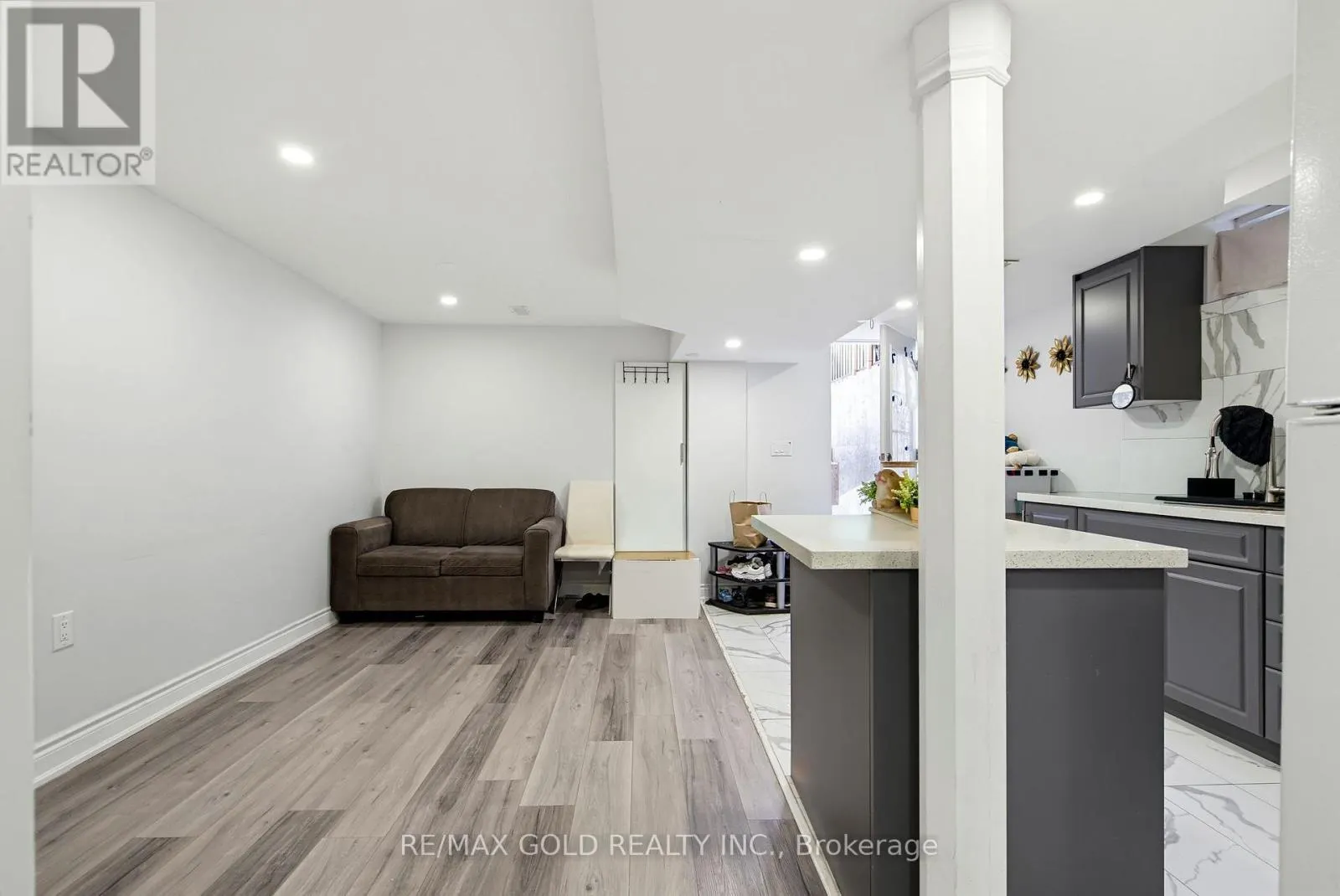 34 COTTONGRASS LANE
