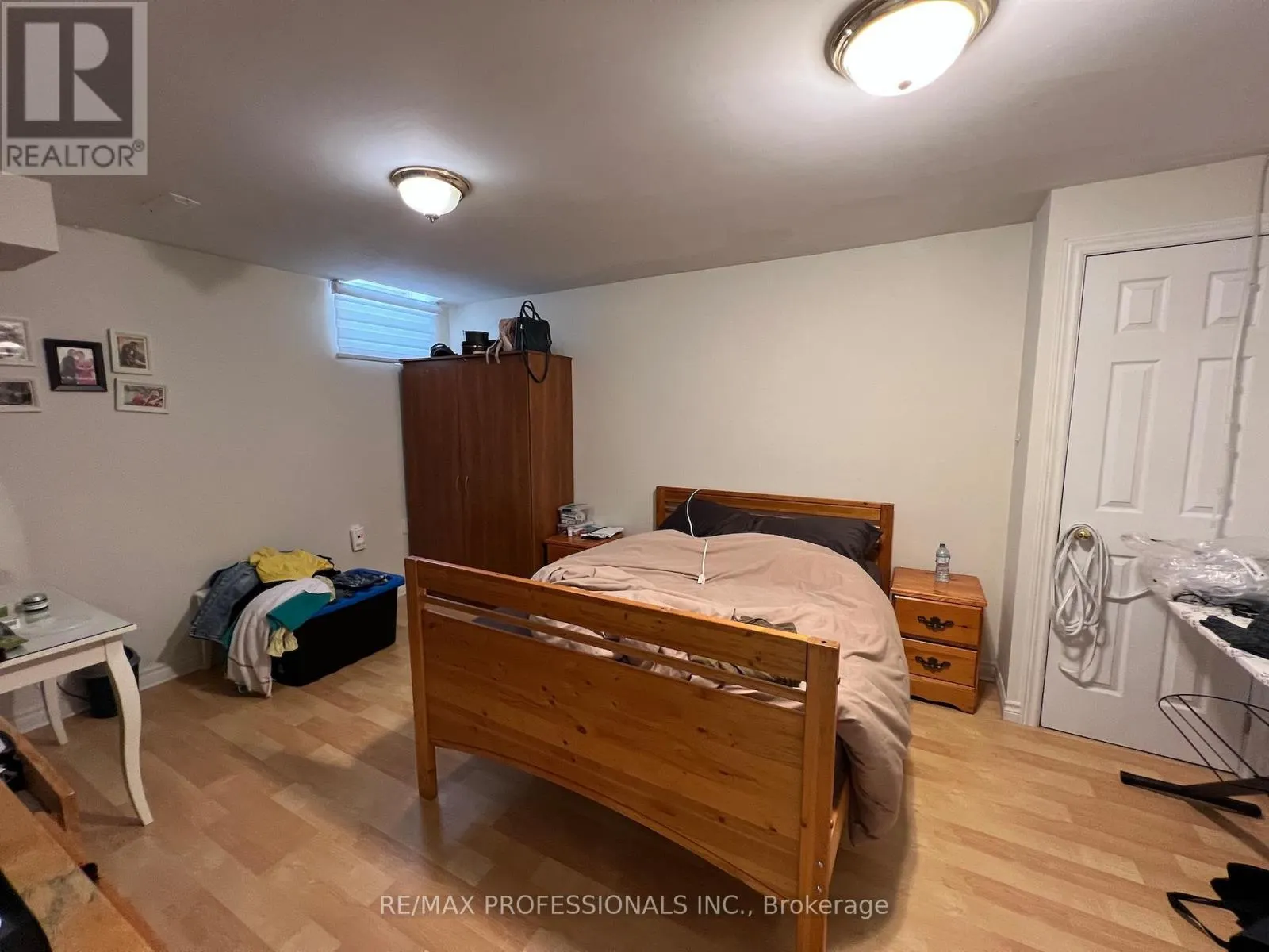 3895 HENRIETTA WAY