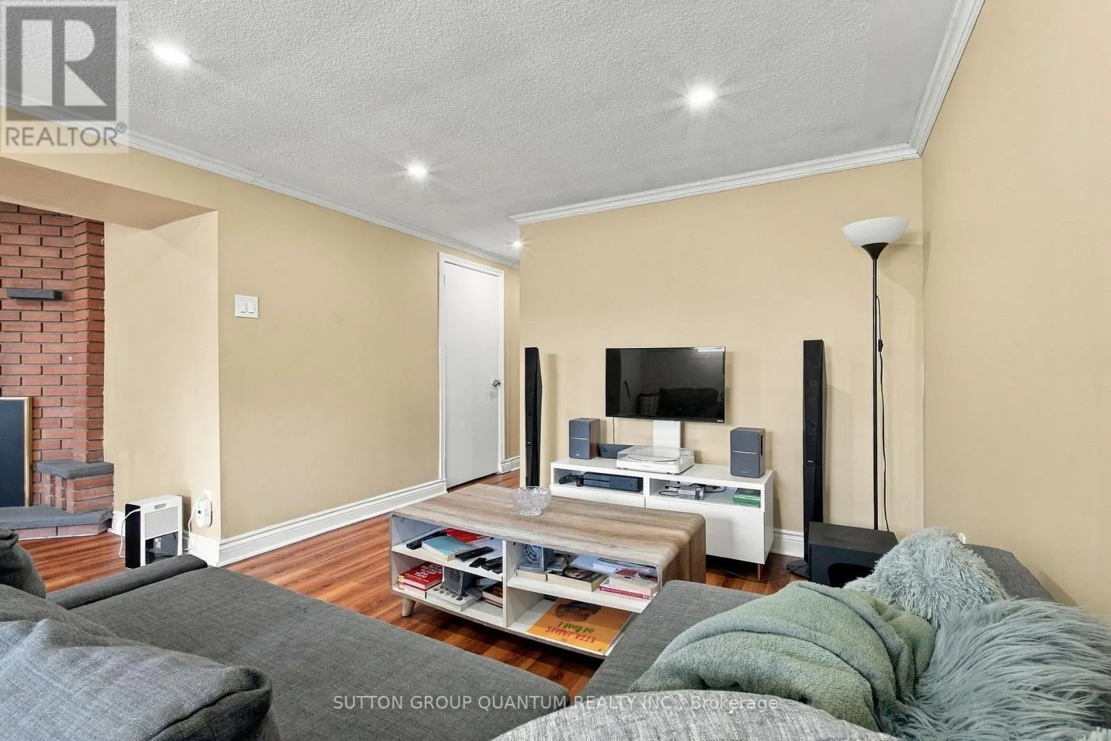 1259 FAIRDALE DRIVE
