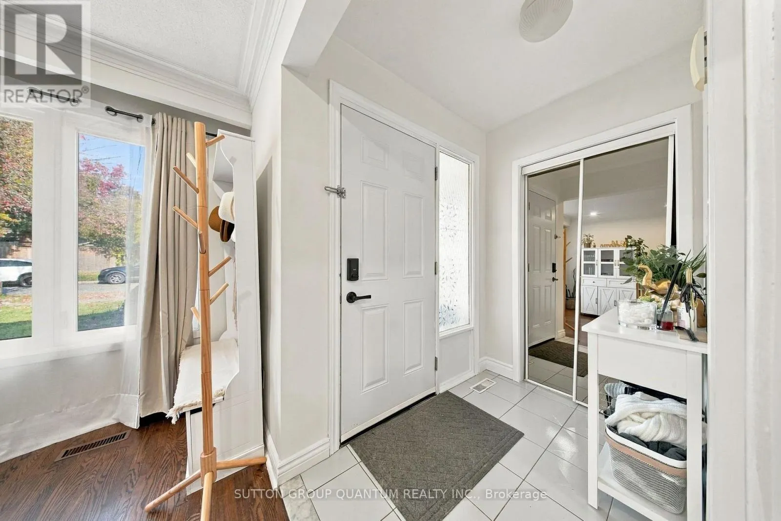 1259 FAIRDALE DRIVE