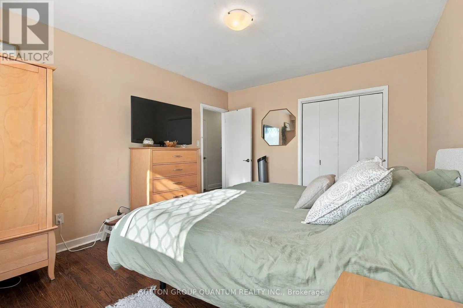 1259 FAIRDALE DRIVE
