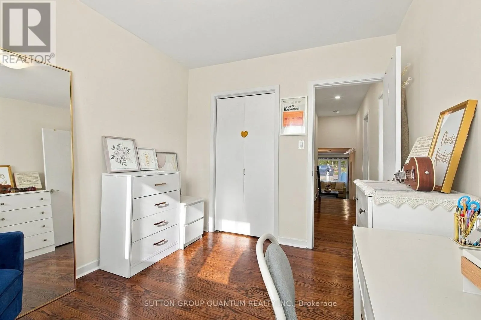1259 FAIRDALE DRIVE
