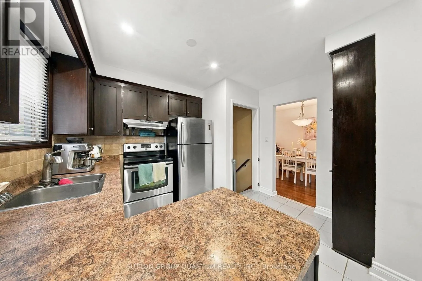 1259 FAIRDALE DRIVE