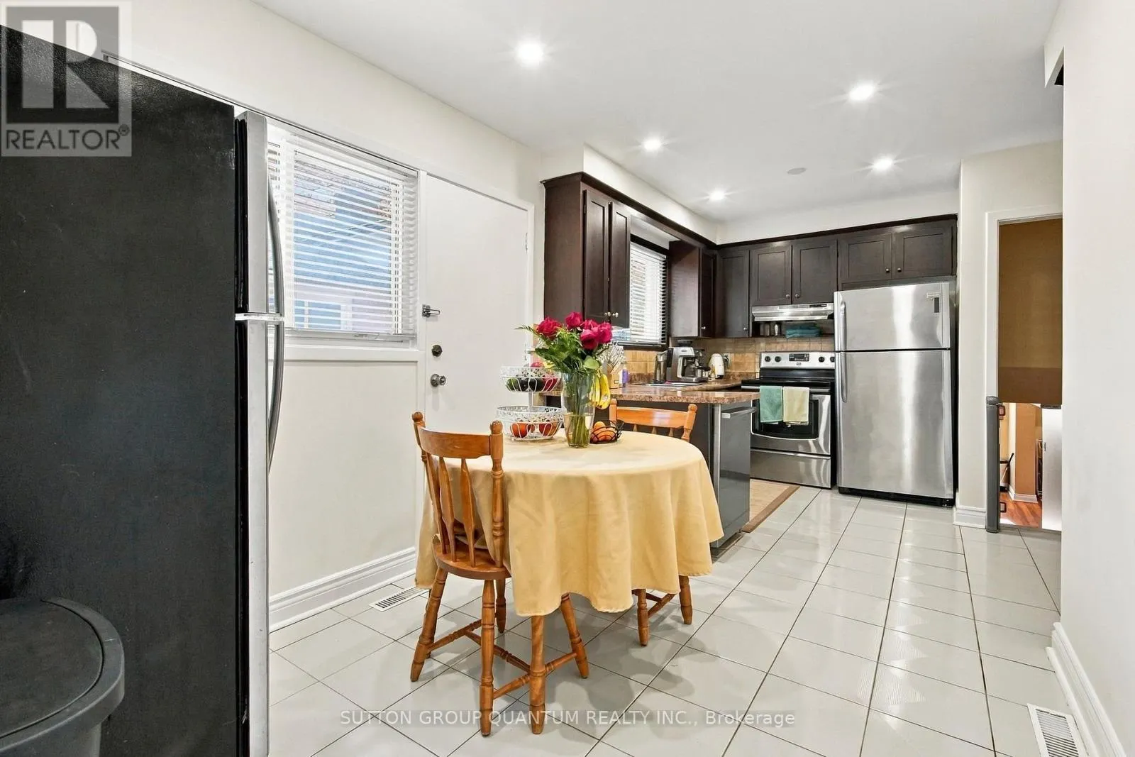 1259 FAIRDALE DRIVE