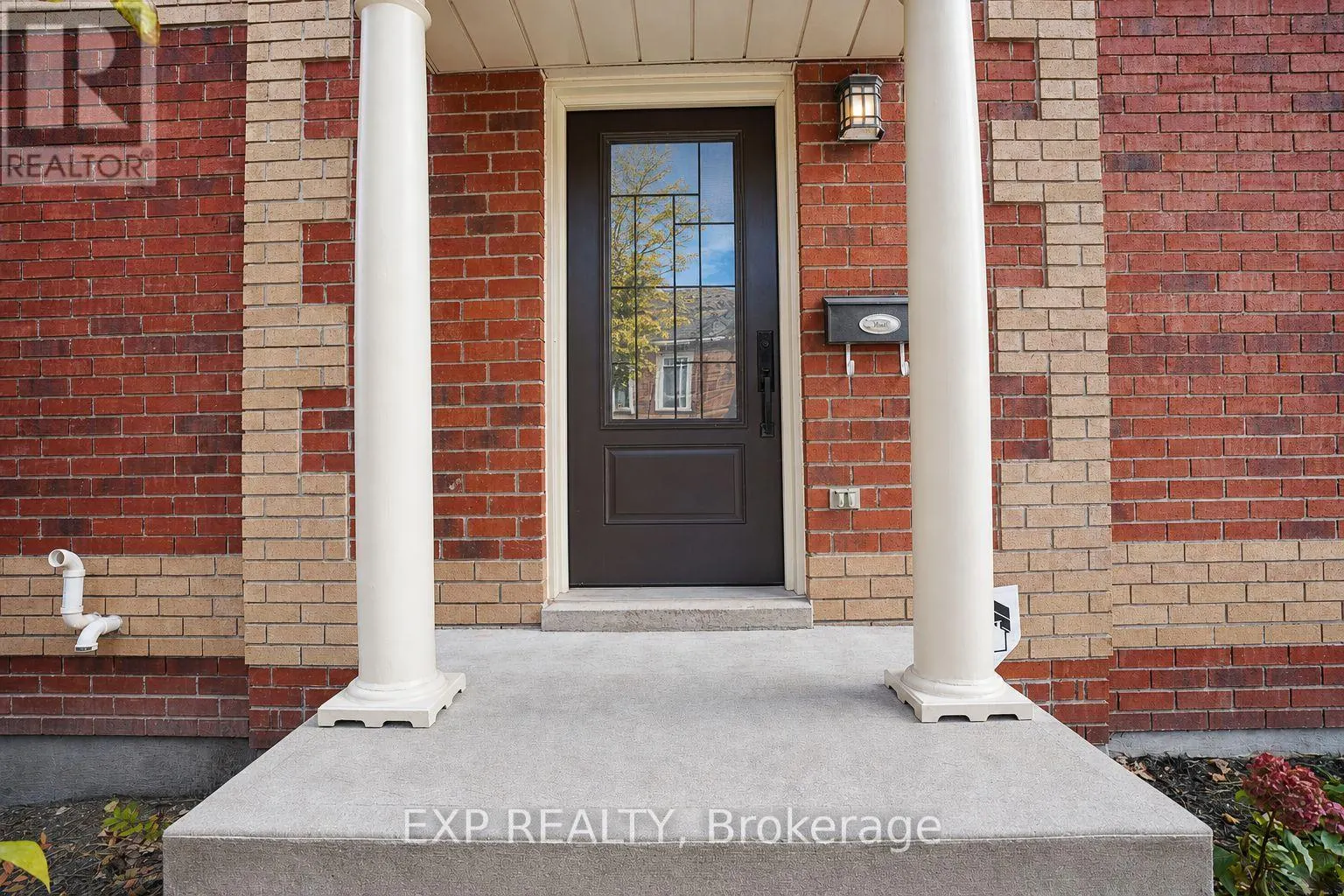 7 - 2006 GLENADA CRESCENT