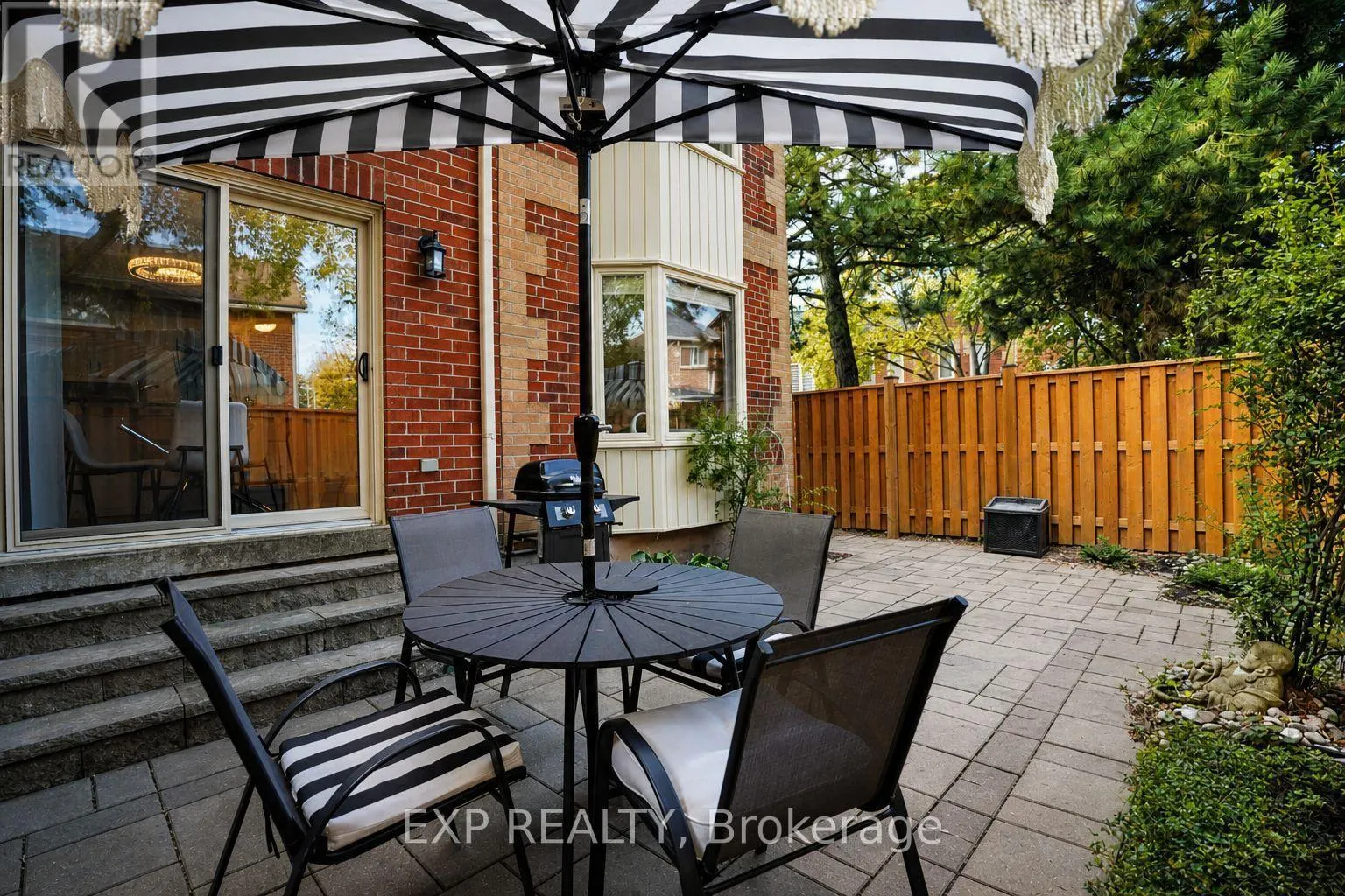 7 - 2006 GLENADA CRESCENT