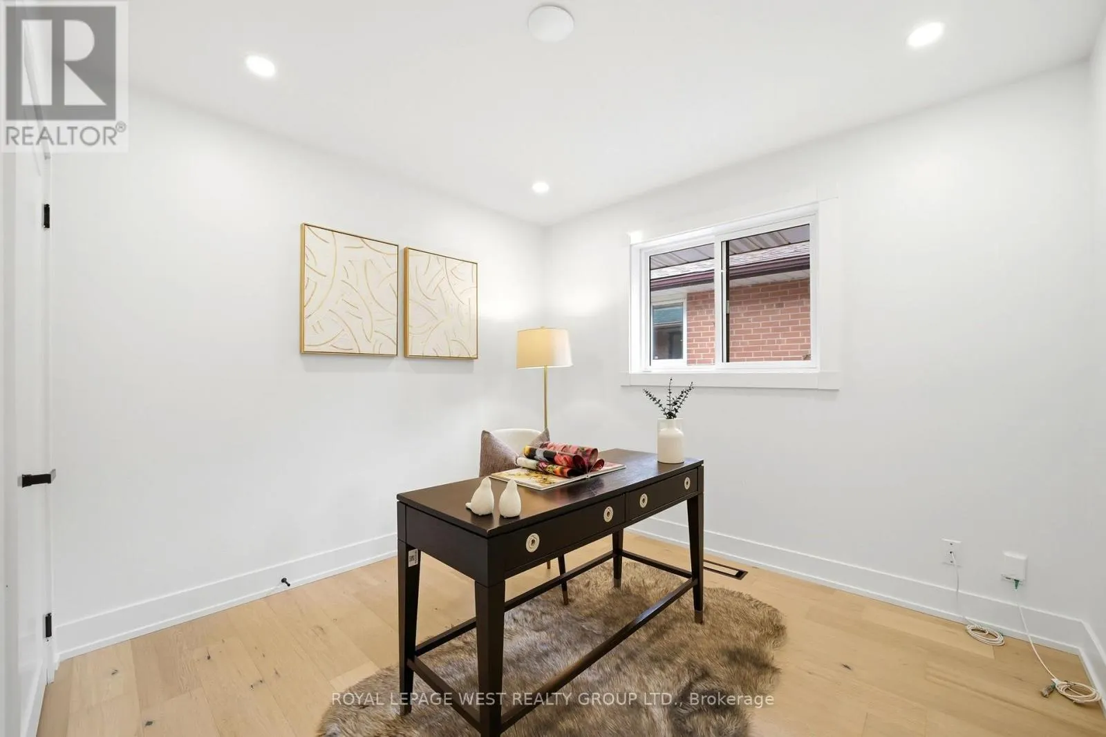 33 TAPLEY DRIVE