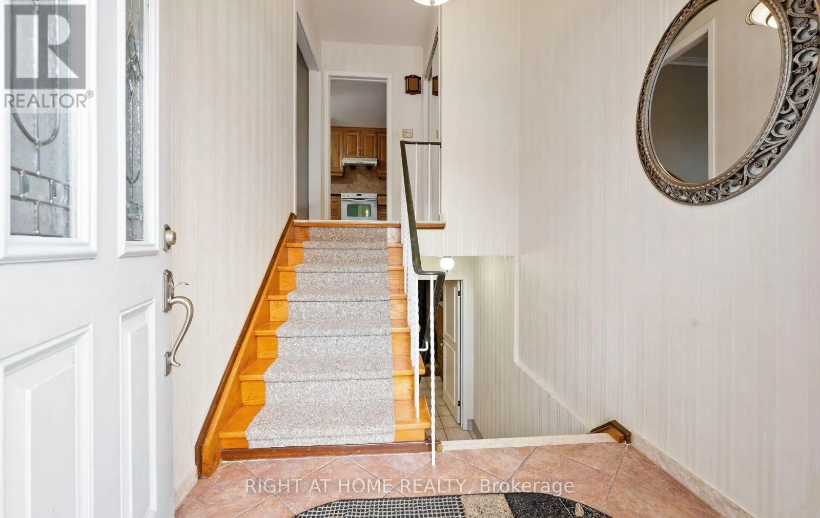 100 GRACEFIELD AVENUE