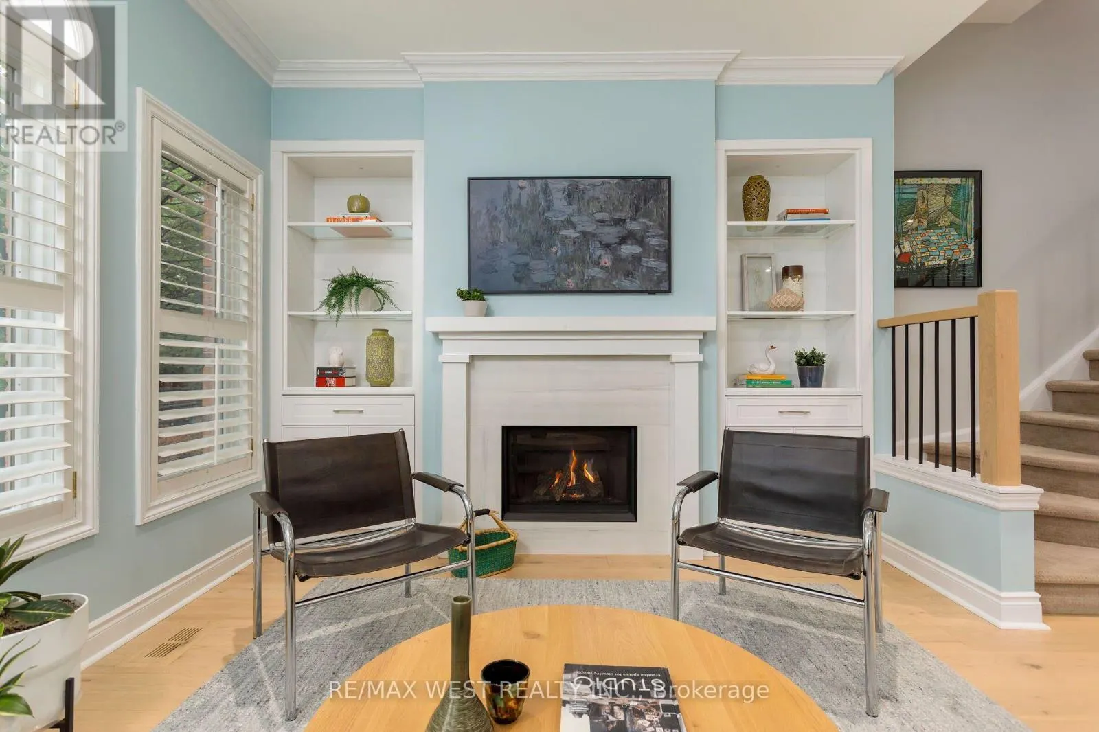 3 - 175 GRAND AVENUE