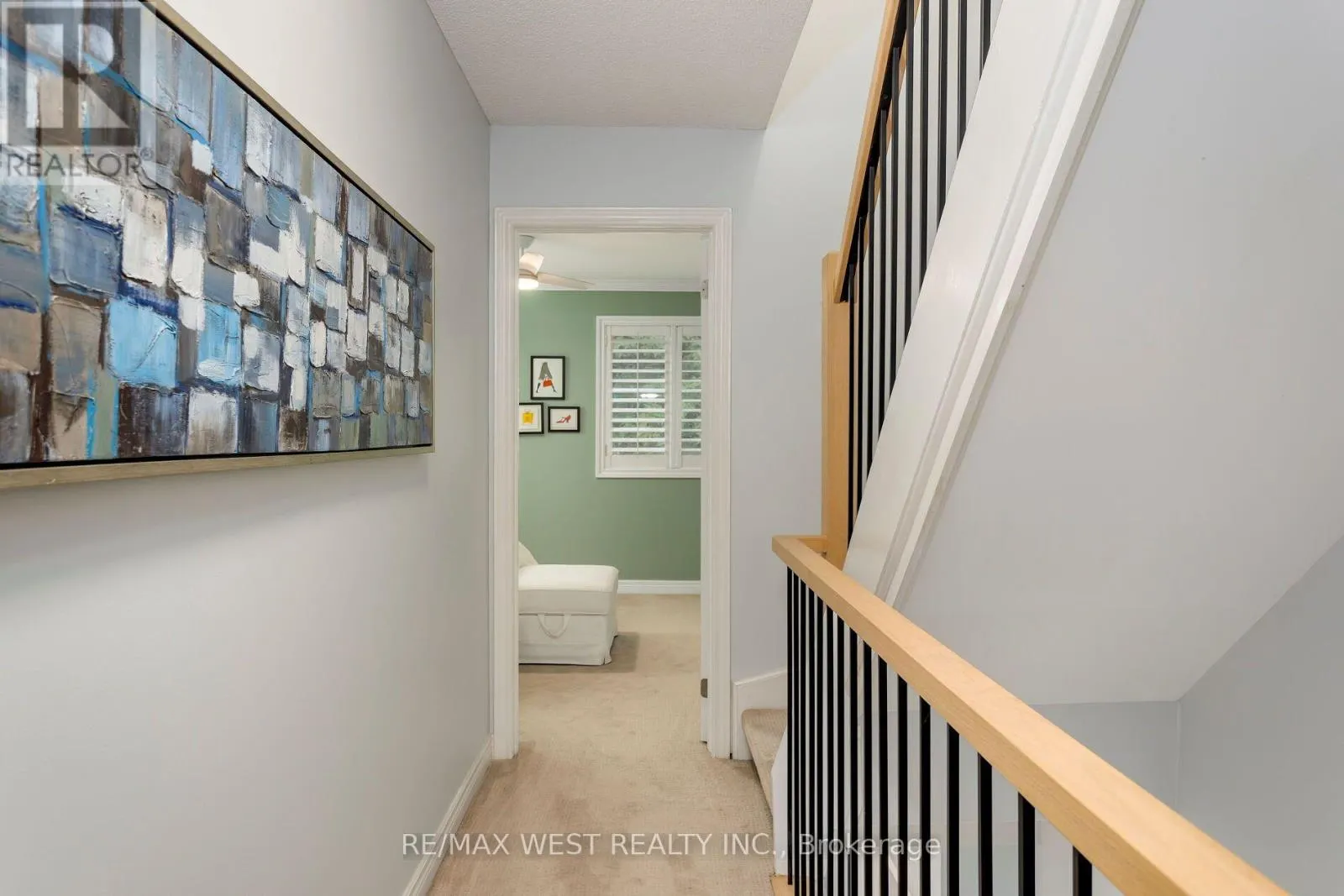 3 - 175 GRAND AVENUE