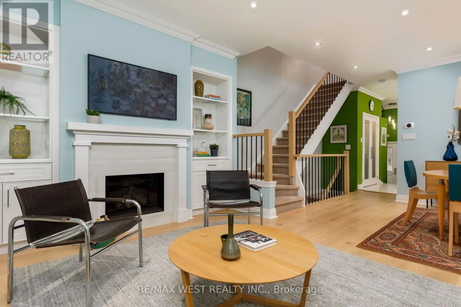 3 - 175 GRAND AVENUE