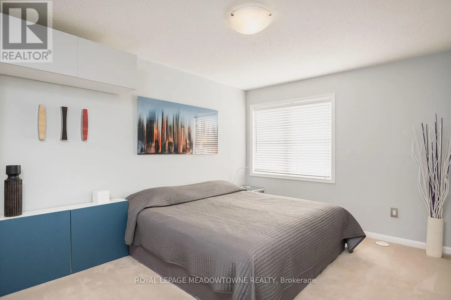 219 SEPTIMUS HEIGHTS