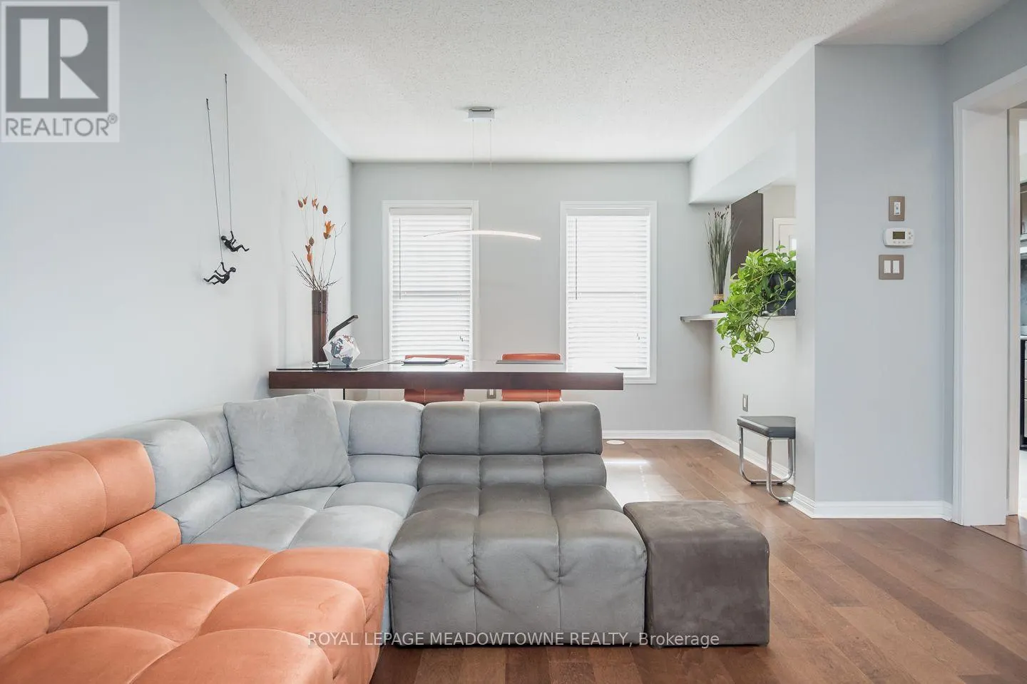 219 SEPTIMUS HEIGHTS