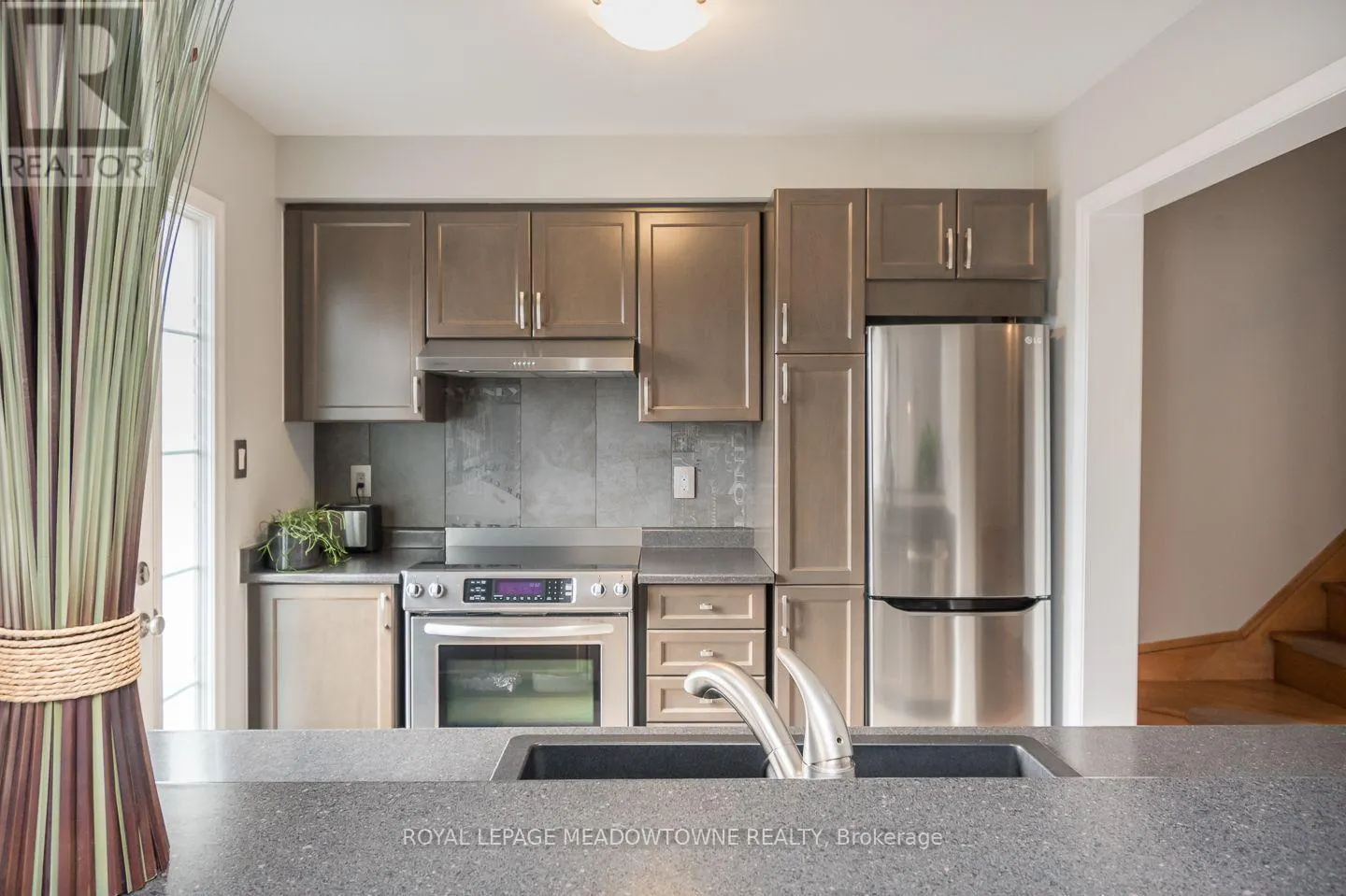 219 SEPTIMUS HEIGHTS