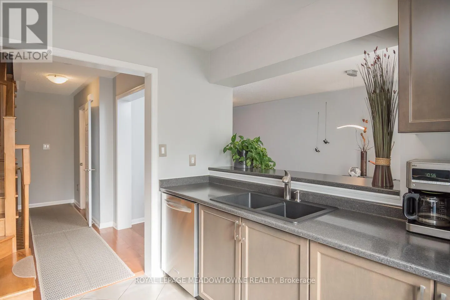 219 SEPTIMUS HEIGHTS